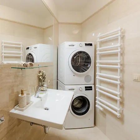 Panorama Luxury Retreat ברטיסלאבה