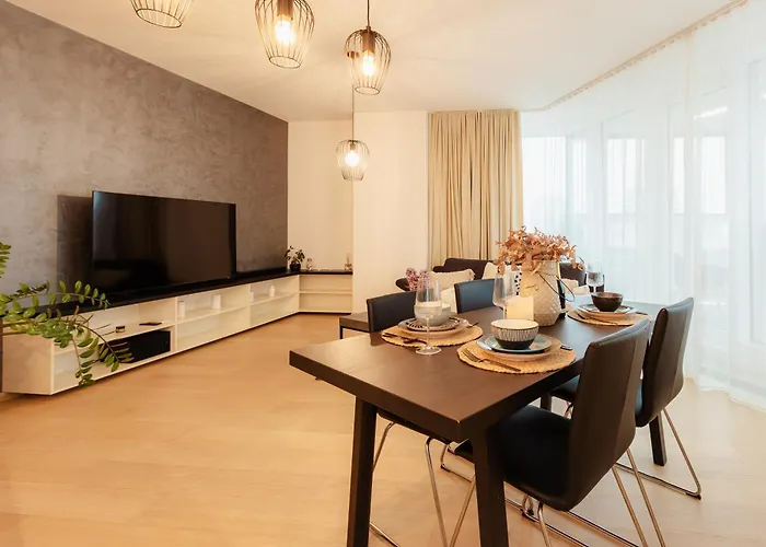 Panorama Luxury Retreat *